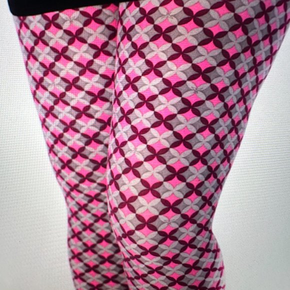 Uber Soft Plus Size Sweetlegs Leggings NWT Mariposa Pattern - Picture 3 of 4